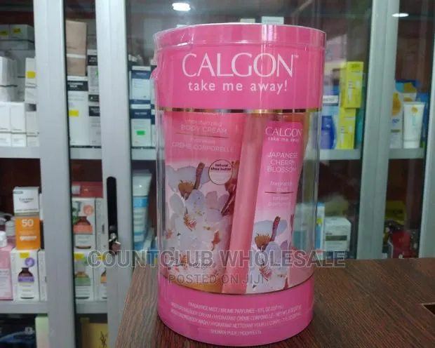 CALGON Take Me Away Fragrance Mist 227g · Photo 1