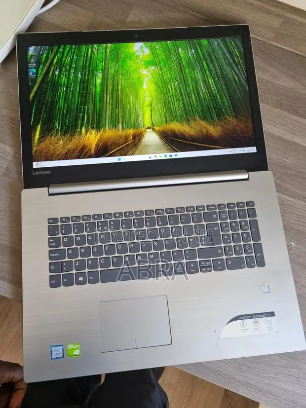 Laptop Lenovo IdeaPad 320 8GB Intel Core i7 SSD 256GB · Photo 1