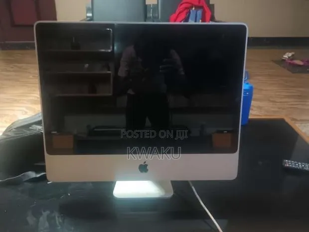 Desktop Computer Apple iMac 4GB Intel Core 2 Duo HDD 640GB · Photo 1