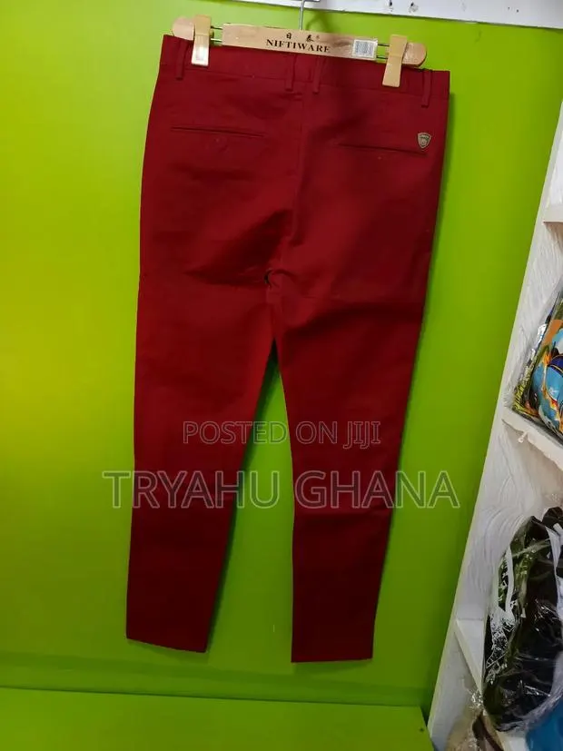 Khakis That Fit Everywhere · Photo 1