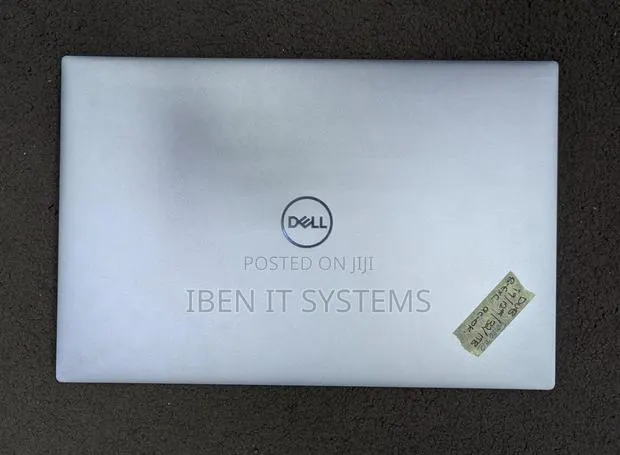 Laptop Dell Precision 5570 32GB Intel Core i9 SSD 1T · Photo 1