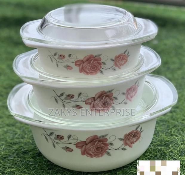 Pyrex Bowl Set · Photo 1