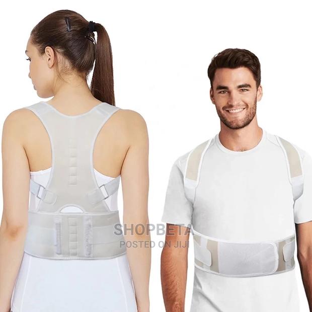 Back Support Posture Corrector · Photo 5