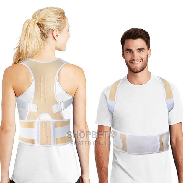 Back Support Posture Corrector · Photo 4