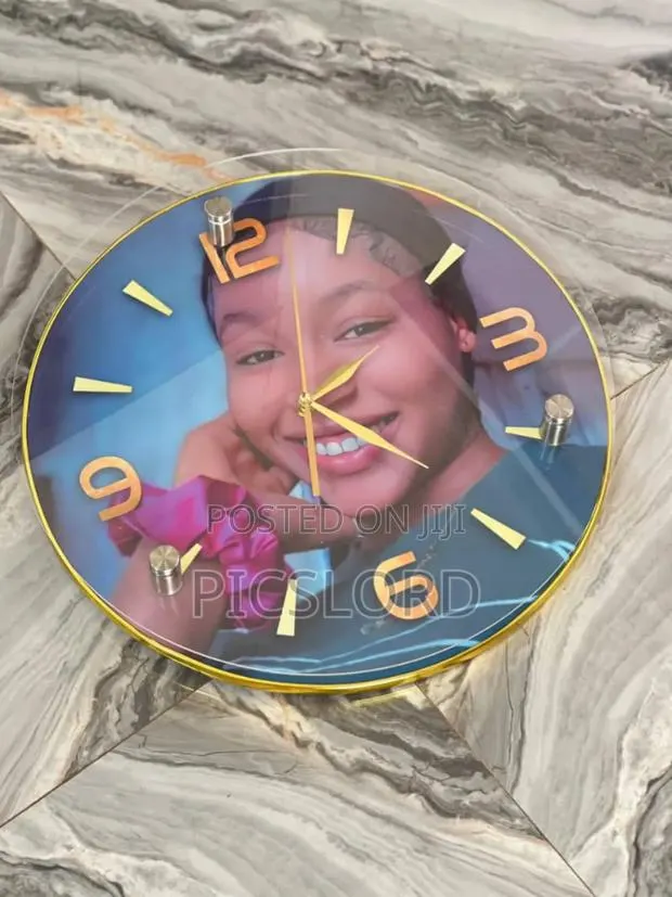 Clocks Customization · Photo 1