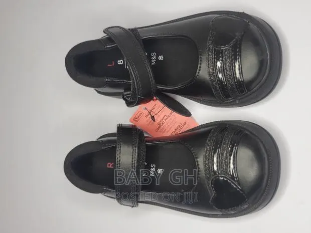 Marks Spencer Girls Black School Shoes · Photo 2