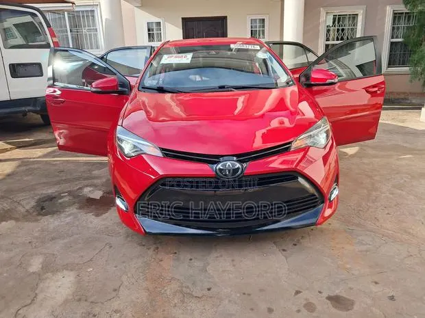 Toyota Corolla LE (1.8L 4cyl 2A) 2019 Red · Photo 1