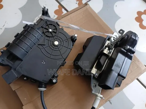 Hyundai Santafe 2019 Boot Locker Electronics · Photo 1