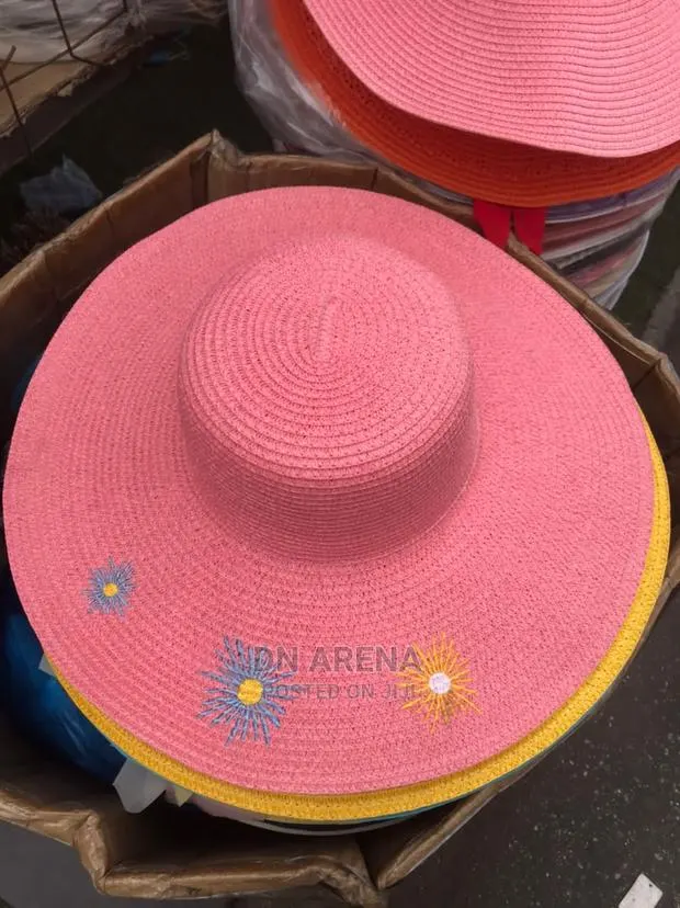 Quality Ladies Woven Summer Beach Hat · Photo 1