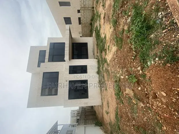 4bdrm House in Tseaddo, Airport Residential Area for sale · Photo 1