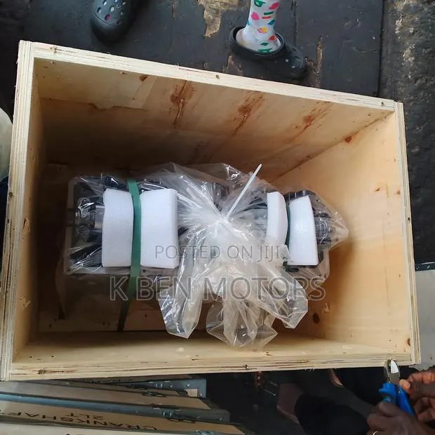 Toyota Hilux 5L Brand New Complete Engine · Photo 1