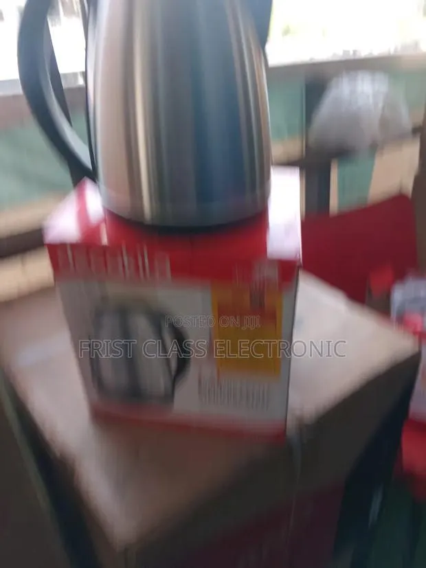 Silver Heat Luxury Everyday Kettle · Photo 1
