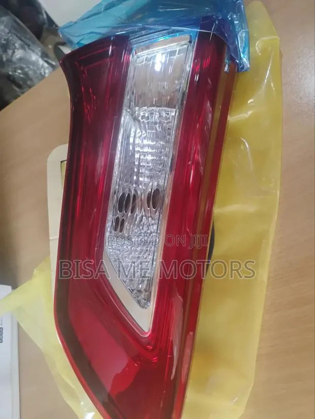 Toyota Vitz 2019/2020/2021/2022 Bootlight · Photo 1