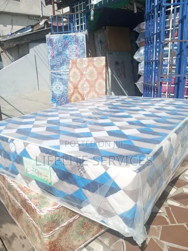 Mattress 14" Double High Density - Sleep Comfortably · Photo 1