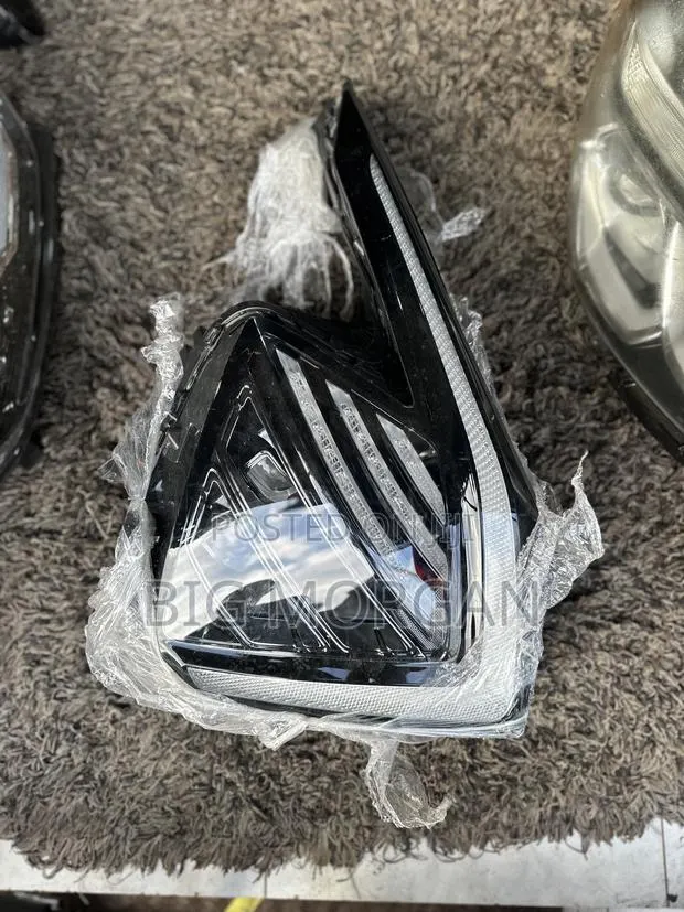 Kia Sportage 2022 2023 2024 2025 Headlight LED · Photo 1