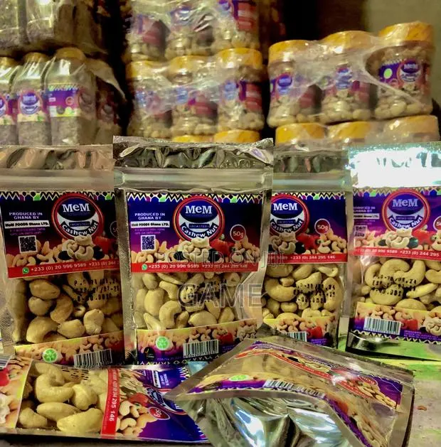 Cashew Nuts · Photo 1