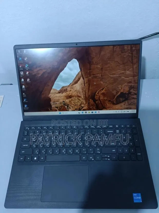 Laptop Dell Vostro 15 3530 16GB Intel Core i5 HDD+SSD 256GB · Photo 1