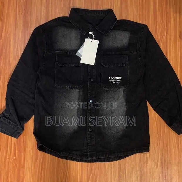 Jeans Jacket · Photo 1