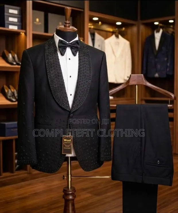 Design and Classy Suits Available for Men · Photo 1