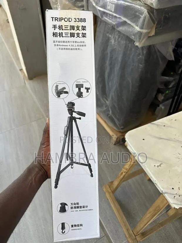 Phone / Camera Tripod Stand · Photo 1