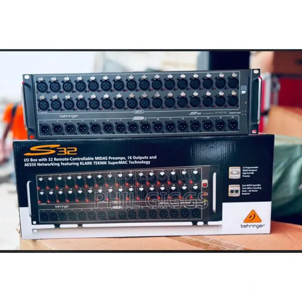 Behringer S32 Dl32 Stage Box · Photo 1