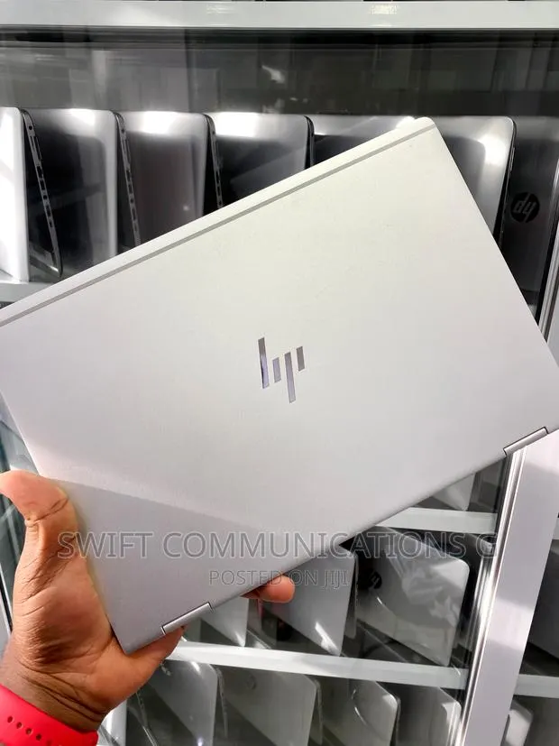 Laptop HP EliteBook X360 1030 8GB Intel SSHD+SSD 256GB · Photo 1