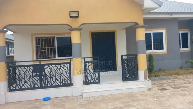 Furnished 4bdrm House in Adom City, Community 25 for sale · Photo 1