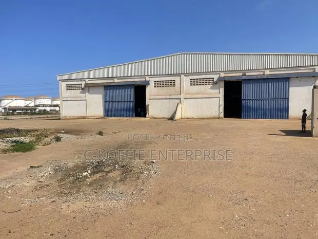 3200 Warehouse + Vast Land at Tema -TOR for Rent · Photo 1