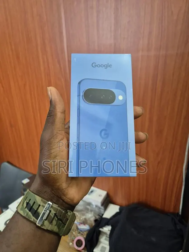 New Google Pixel 10 128 GB Blue · Photo 1