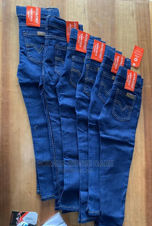Boys Jeans · Photo 1