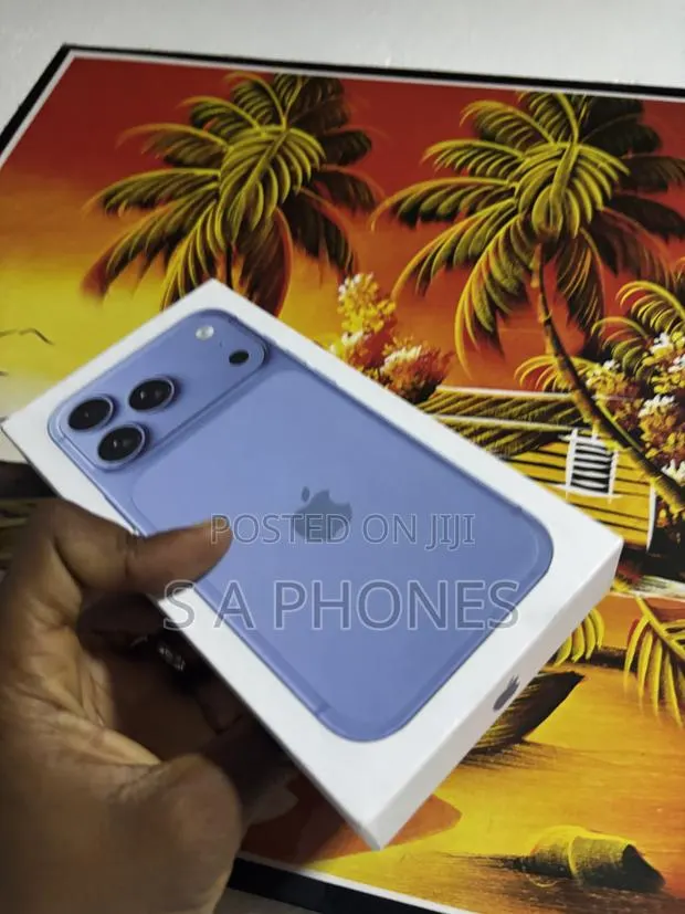 New Apple iPhone 18 Pro Max 256 GB Blue · Photo 1