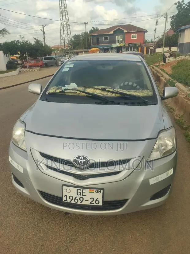 Car With Driver for Rent · Photo 1