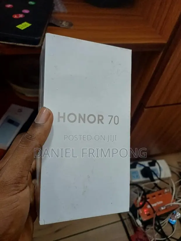 New Honor 70 256 GB Black · Photo 1