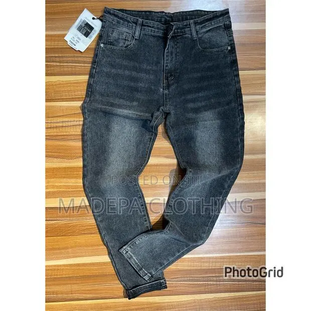 Quality Jeans Trousers · Photo 1