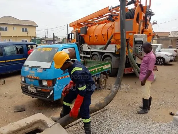 5ws Waste Management Service or Toilet Puller · Photo 1