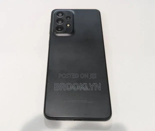 Samsung Galaxy A33 5G 128 GB Black · Photo 1