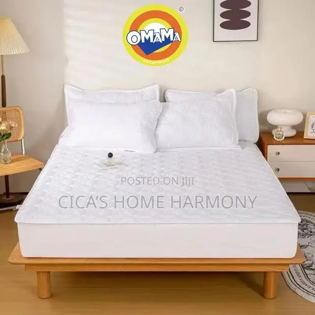 High Quality Waterproof Bedcovers · Photo 1