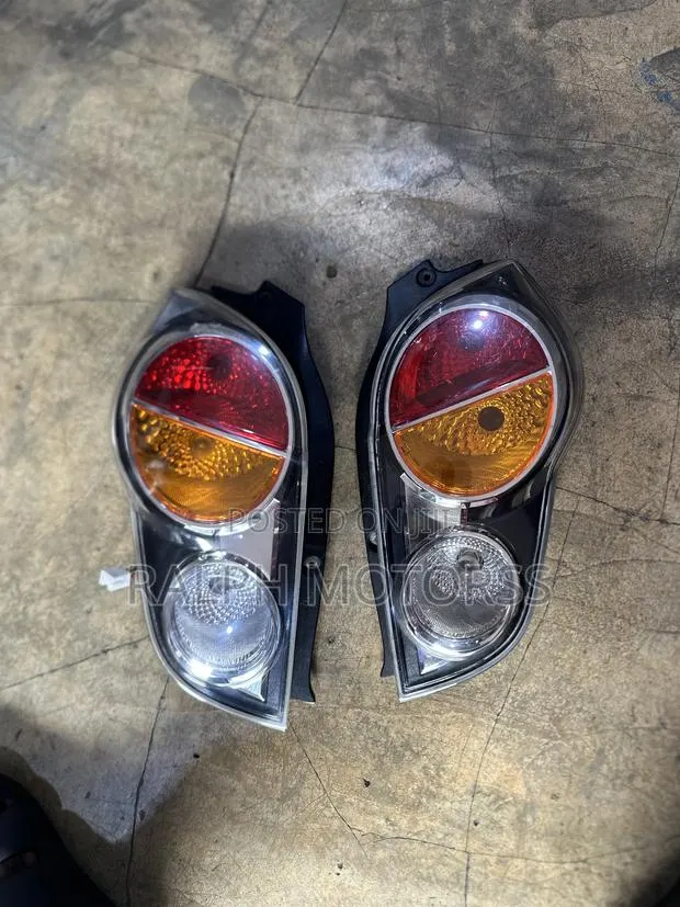 Chevrolet Spark 2010 Taillight Pair · Photo 1