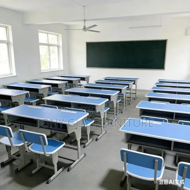 Set of Classroom Furniture · Photo 1