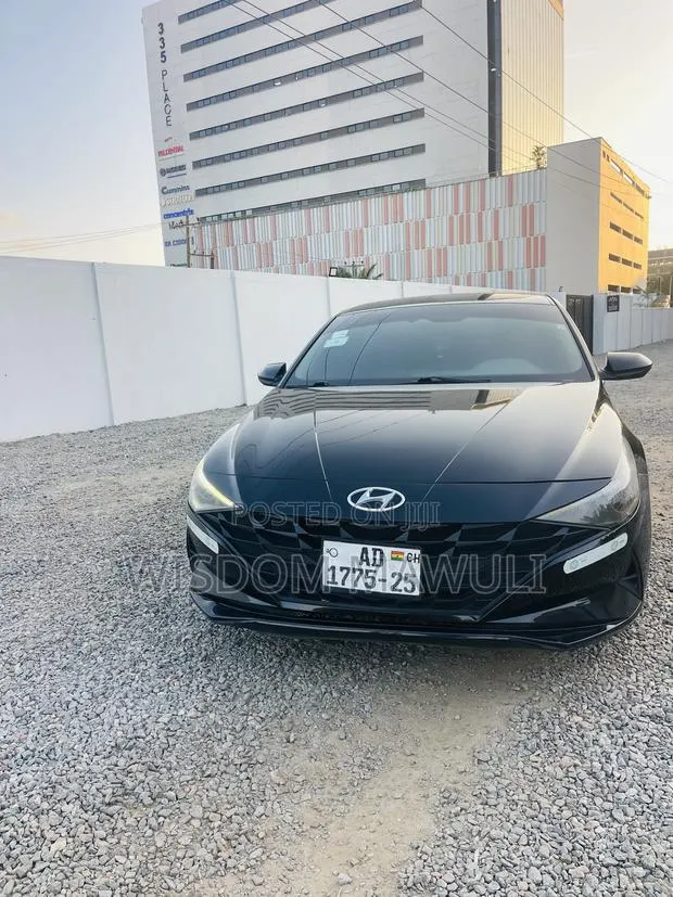 Hyundai Elantra 2021 Black · Photo 1