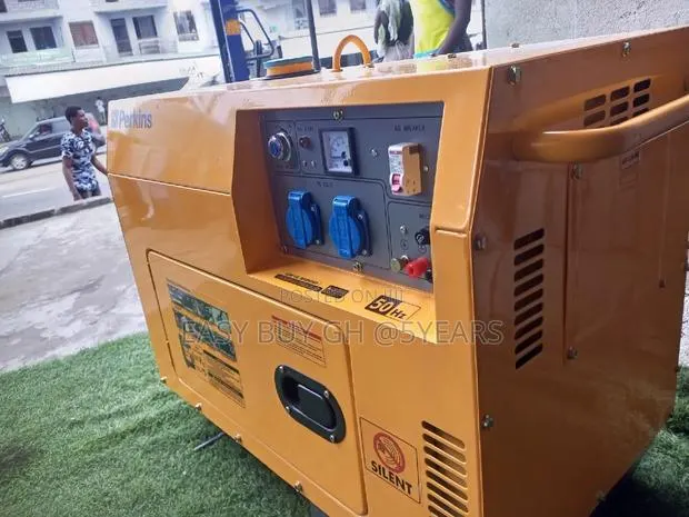 Effective 10kva Diesel Engine Geneset Yellow Perkins Geneset · Photo 1