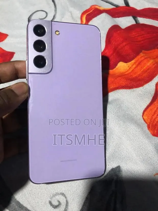 Samsung Galaxy S22 5G 128 GB Purple · Photo 1
