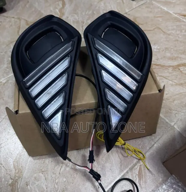 Toyota Highlander 2020-2023 Full Led Fog Light Covers · Photo 1