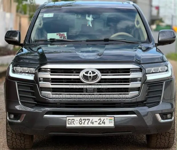 Toyota Land Cruiser 2023 Black · Photo 1