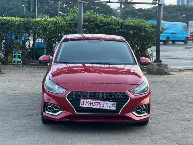 Hyundai Accent 2017 Red · Photo 1