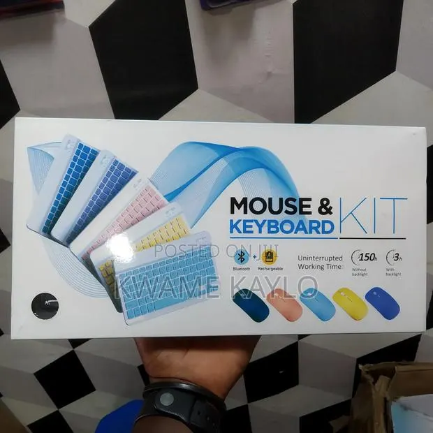 Portable Wireless Keyboard and Mouse · Photo 1