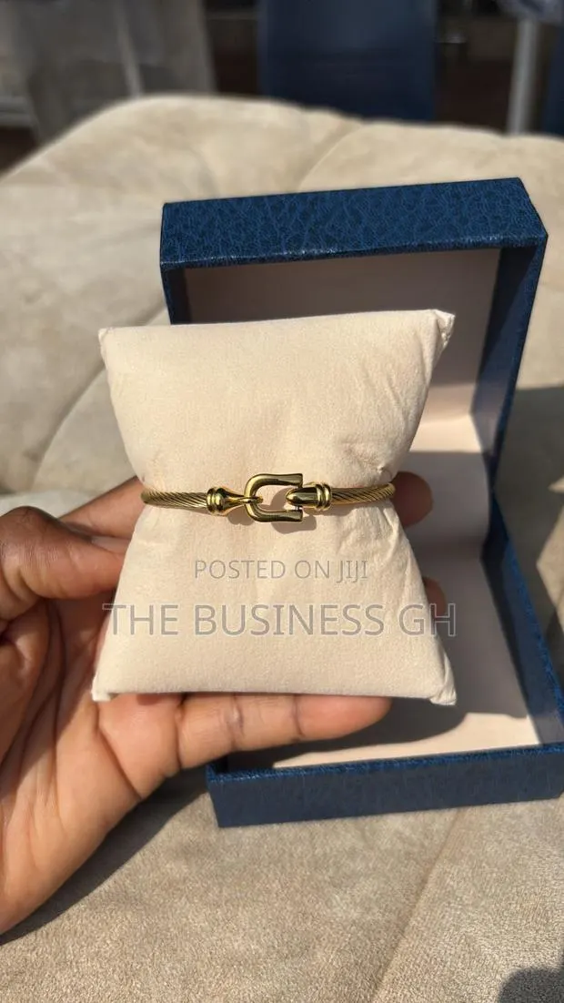 Gold Bangles for Women · Photo 4
