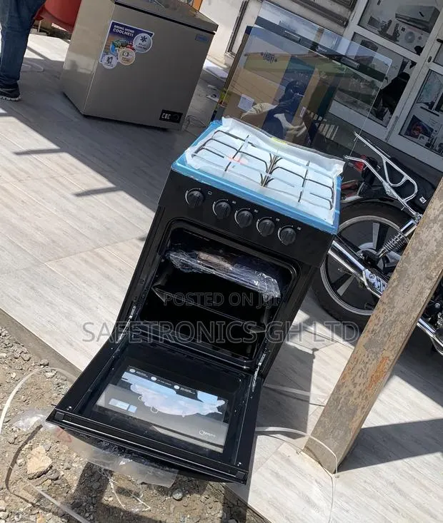 Ultra Modern Midea 4 Burner Gas Cooker Black · Photo 1