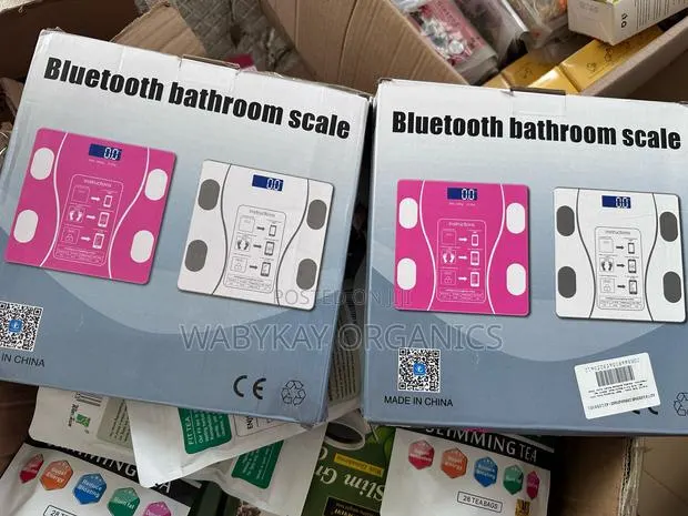 Rechargeable Smart Weighing Scale · Photo 1