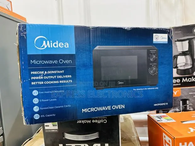 Ultra Modern Sleek Black Microwave 20l · Photo 1